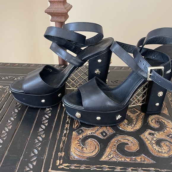 Chanel vintage black leather studded platforms sz 6.5 - Picture 1 of 11
